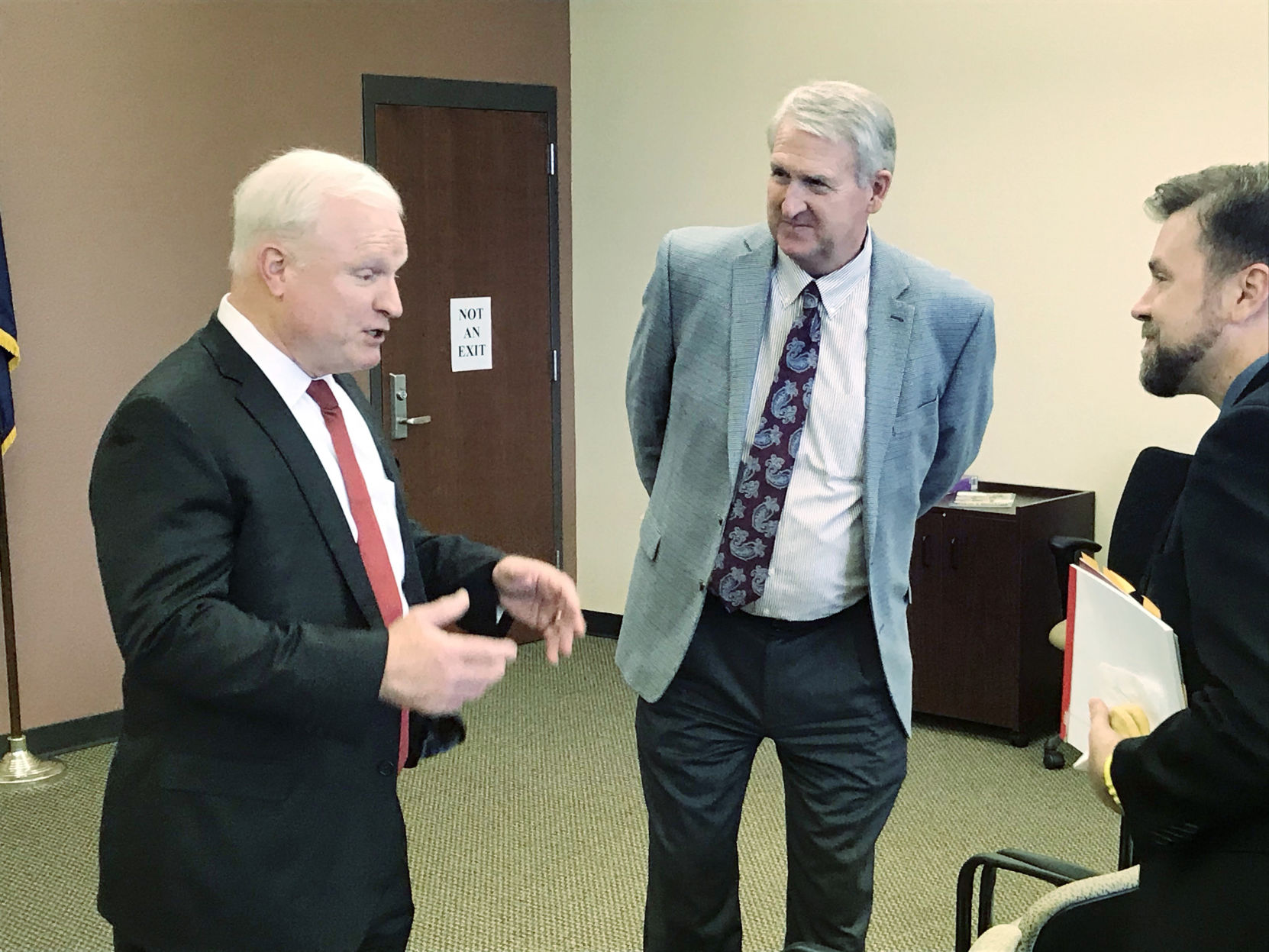 Chief Justice stops in Yuma